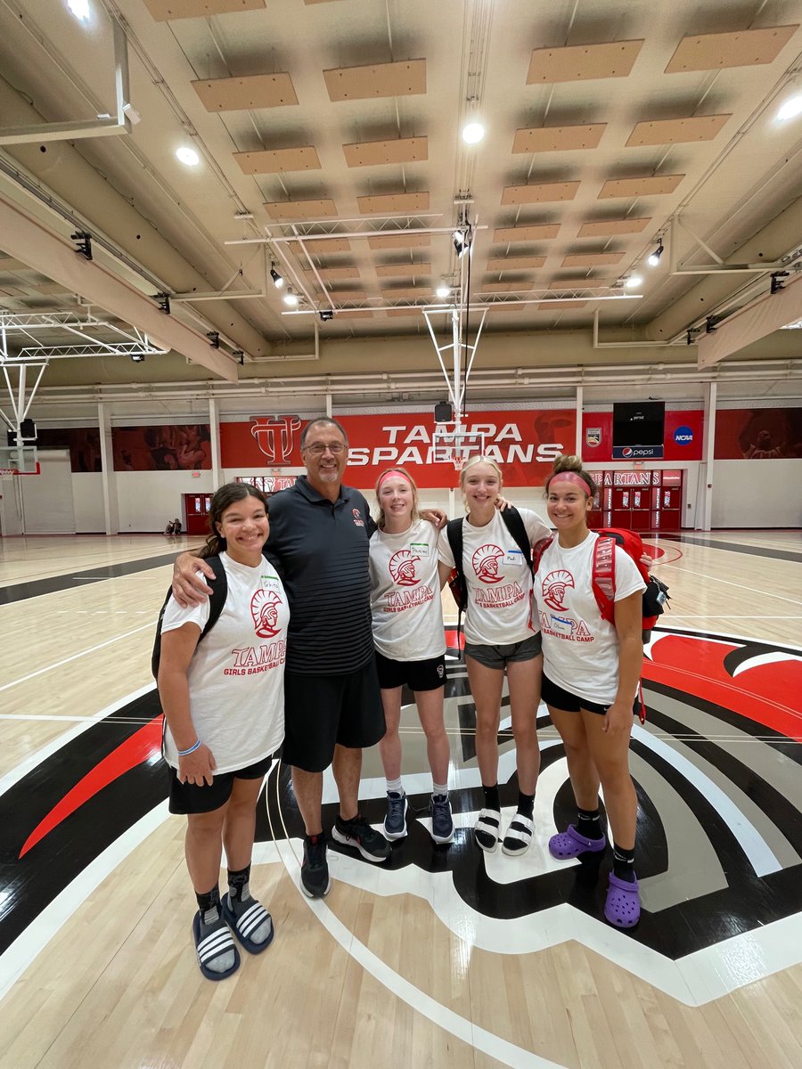 DiNotaGhita's tweet photo. Thank you @TampaWBB, Coach Jessee, and @Coach_CMitryk for a great camp! I learned a lot from the experienced coaches and players at the camp and I gained a lot more experience from the drills and 1v1s/3v3s! https://t.co/QR1TL9To3C