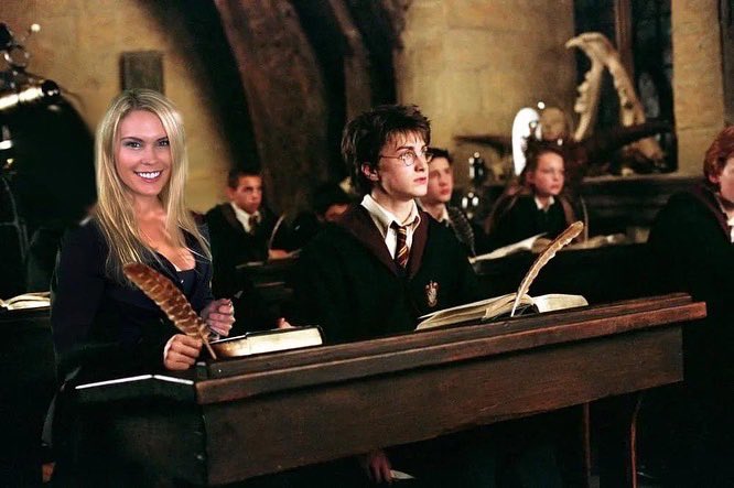 Kayli_Fortun's tweet photo. Happy Birthday to #HarryPotter and @jk_rowling !
Throwback to my time at #Hogwarts https://t.co/rqFPwlzsgb
