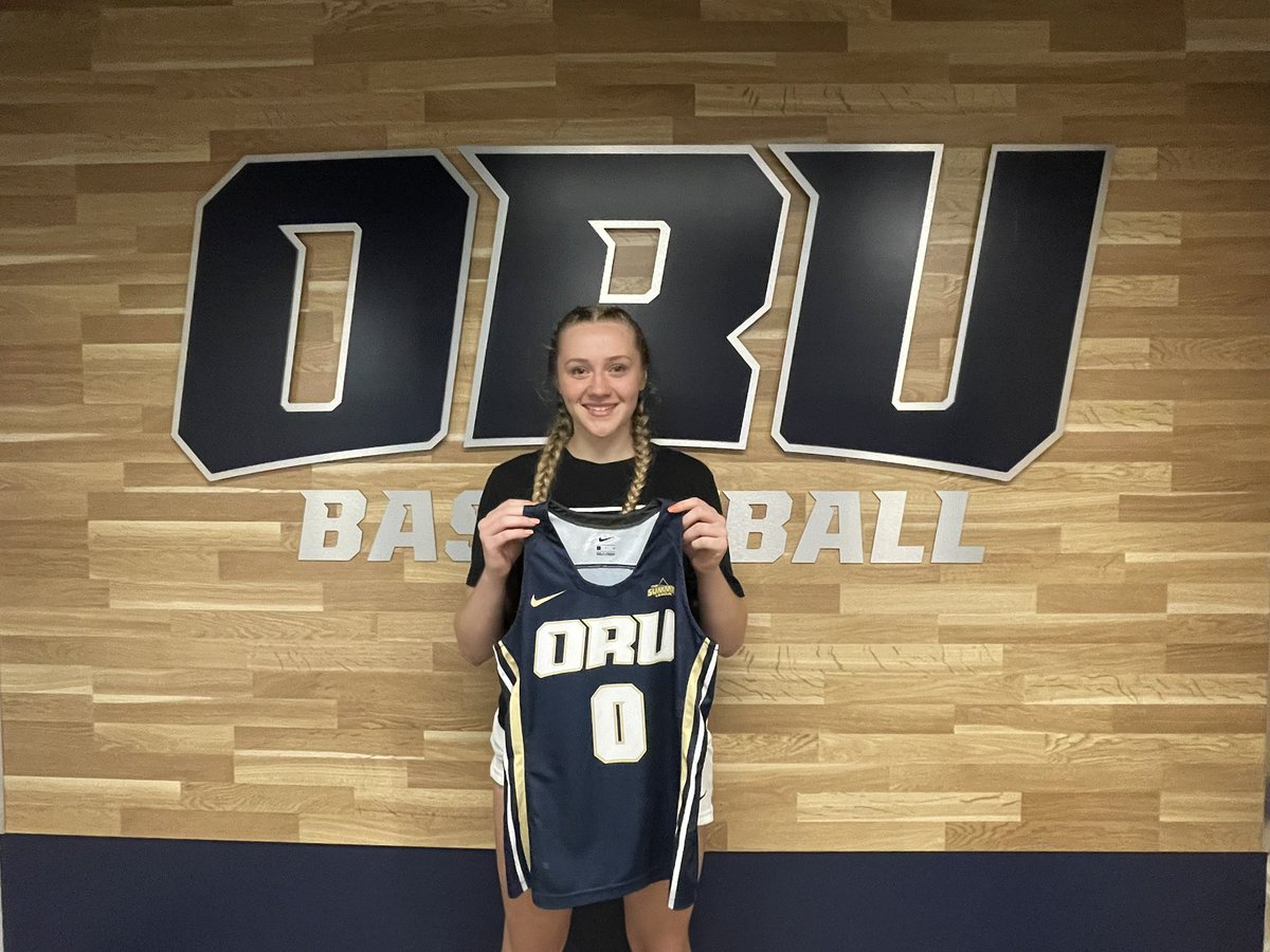 Annyka_0's tweet photo. Beyond grateful to have received an offer to compete for Oral Roberts University! Thank you @coachkmusick @BillAnnan @coachc_anderson for believing in me! Go Golden Eagles!! @ORUWBB @WIBlazeInferno @LisaMVanWyk #BeTheFlame https://t.co/CHyW6vRPNb