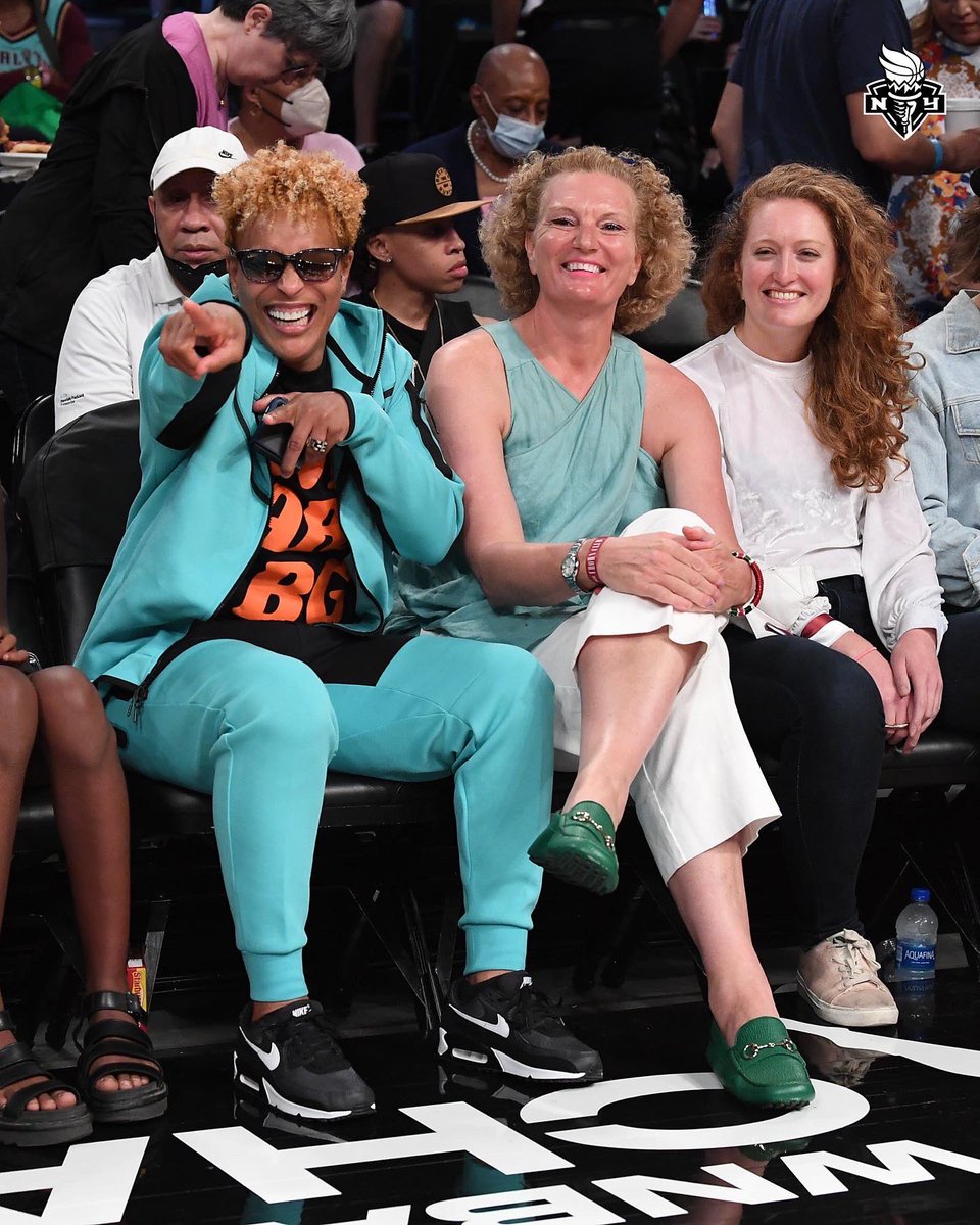 nyliberty's tweet photo. New York’s 𝒇𝒊𝒏𝒆𝒔𝒕 came out this afternoon in🤩CeLIBERTY Row🤩 https://t.co/C2Jgj33mQ1
