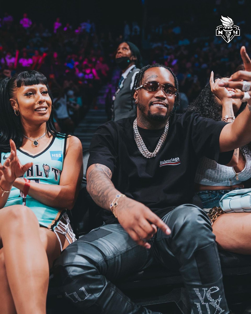 nyliberty's tweet photo. New York’s 𝒇𝒊𝒏𝒆𝒔𝒕 came out this afternoon in🤩CeLIBERTY Row🤩 https://t.co/C2Jgj33mQ1