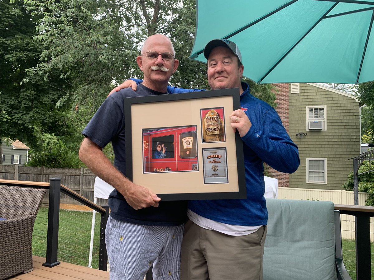 brhodes4477's tweet photo. When your friend visits that you haven’t seen in person in two years, awesome!! The personal gift he had made #priceless https://t.co/k58Us2N7hV
