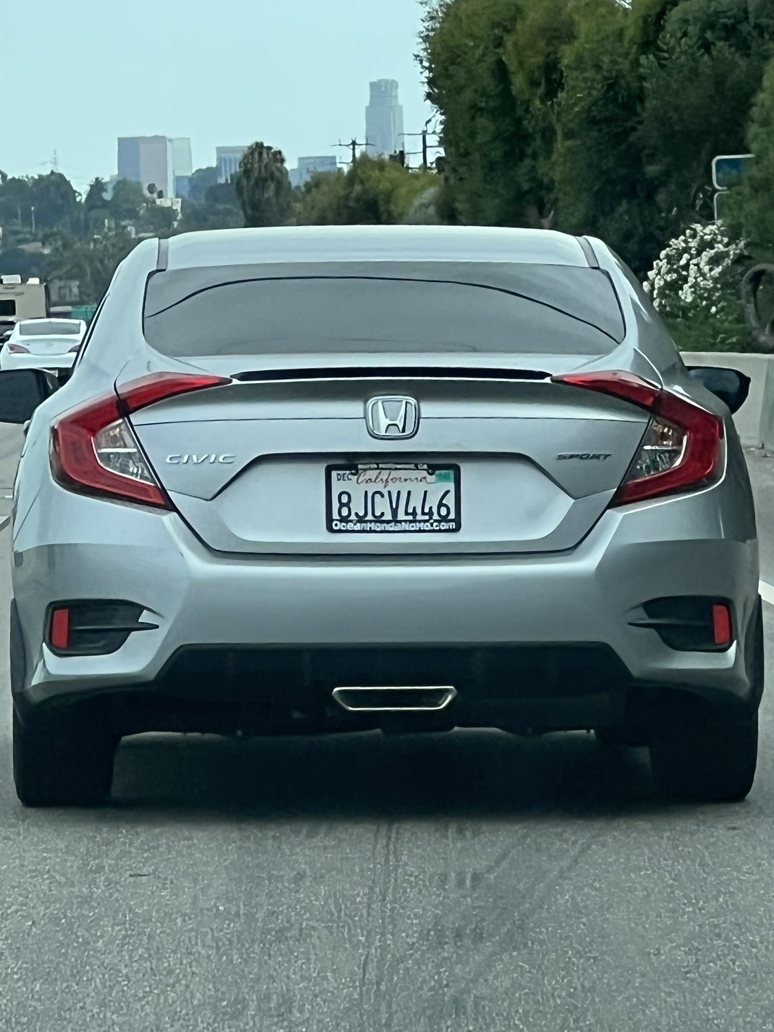 Johnny on Twitter: "Whoa car has HDMI port https://t.co/lcpA6zafJx" / X