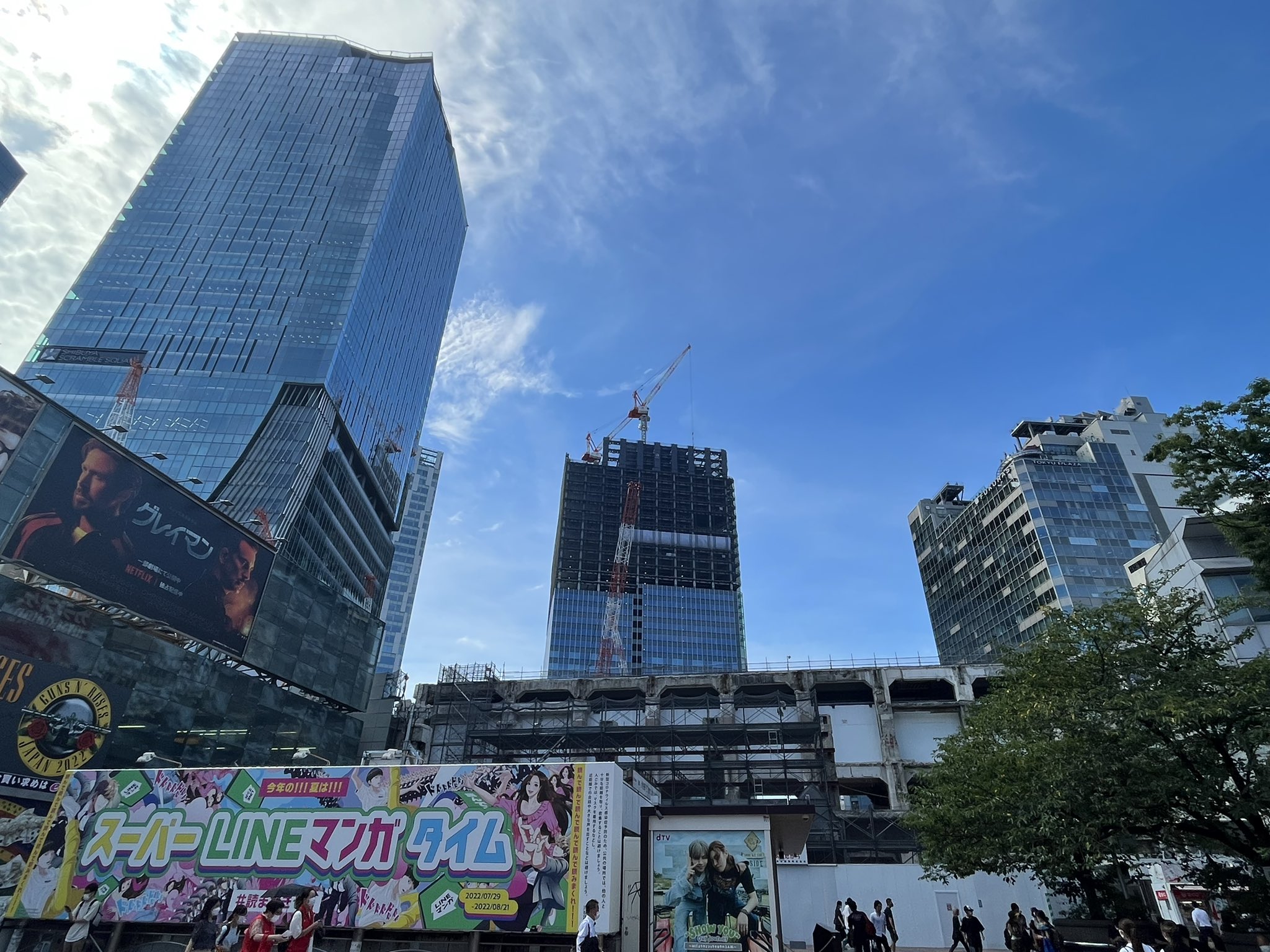 It カルチャーカンパニー Ryogeisya Inc おはようございます 今朝の 渋谷 駅 天気は 解体される 東急百貨店 手前 と再開発で建設中の巨大ビル 後方 朝から光と影を感じる渋谷駅です 8月もがんばるしかないっ 企業公式が毎朝地元 It カルチャーカンパニー Ryogeisya Inc おはようございます 今朝の 渋谷 駅 天気は 解体される 東急百貨店 手前 と再開発で建設中の巨大ビル 後方 朝から光と影を感じる渋谷駅です 8月もがんばるしかないっ 企業公式が毎朝地元