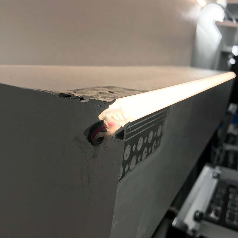 ledbecom's tweet photo. The LED Light Channel for outside corner of drywall, max length can do 6M and cuttable, the inner width is 10.5mm and recommend installing the high-density COB LED Strips to create seamless linear lighting.
Link: https://t.co/7aYHD3aUbP
#Ledbe #light #ledchannel #ledextrusion https://t.co/WxQ5H79S08