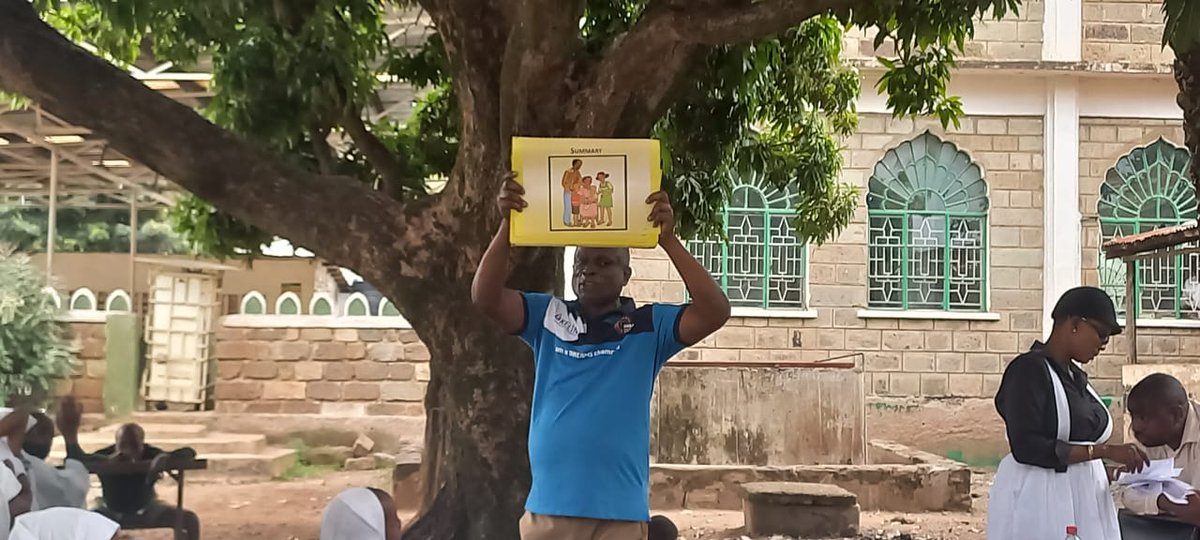 erickokioma's tweet photo. @ekibuchi @Stephenshikoli1 @AIDS_conference @StopTBCanada @StopTB @StopTBKe @NTLDKenya @CHSKenya #AIDS2022 #AIDS2022Engage @TBChampions_ke let's have #TBII conference let's focus on increased investment on #TBchamps in our community #StepUPForTB #invest2EndTB #EndTBstrategy #EndTBby2030 https://t.co/OQpnBJ1U2W