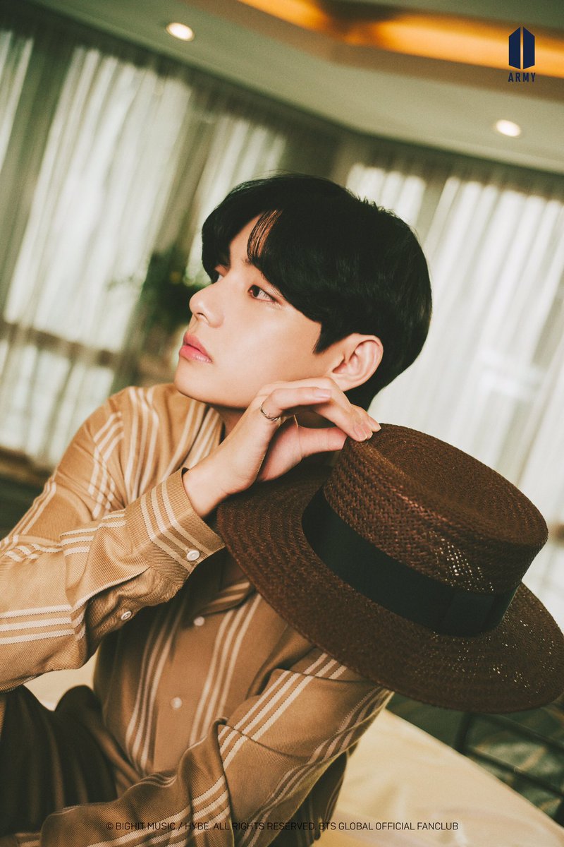 borahae_BTS's tweet photo. #taehyung para 'BTS SUITE LIFE PHOTO, Black ver', membresia ARMY. 

#btstaehyung  #btsinfo #btsv  #btstaehyung #taehyungbiased #taehyungbias #bts #btswts #btsinformation #btsnews #btsarmy #btsweverse #weverse #btsarmy #btsimagines #btsv #vbts #vbtsedit #kimtaehyung https://t.co/8mLVPTWcww