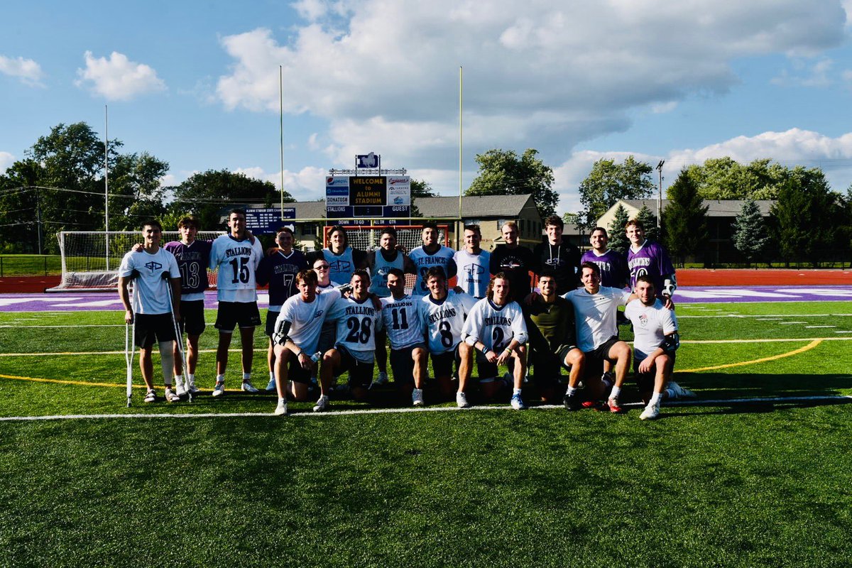 Always a great time to get the opportunity for alums to play the current team at our alumni game! Alums by 1 in OT. We even had original team member, Brad Hoffman from class of ‘05!!
