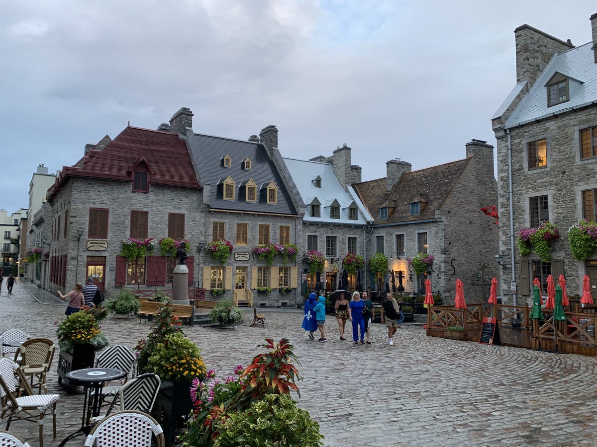 SriyanKana's tweet photo. ⁦@QuebecCityCA⁩ #PavedRoads  #Art #Food #Spontaneous #MustVisit2022 https://t.co/bdO9ZU26N2