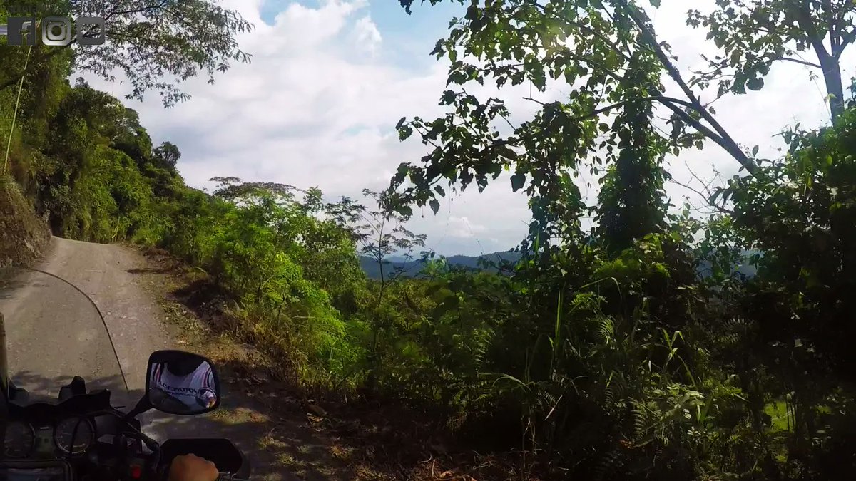 EmpaquePues's tweet image. Fijar un rumbo y cruzar caminos para llegar a él, es una de mis fascinaciones. Luego, sentarse frente a una cascada y escuchar su música, es una de las mejores maneras para encontrarse a uno mismo.
•
#EmpaquePues #ViajandoxColombia #cundinamarca #tobia #nimaima #nocaima #guevara