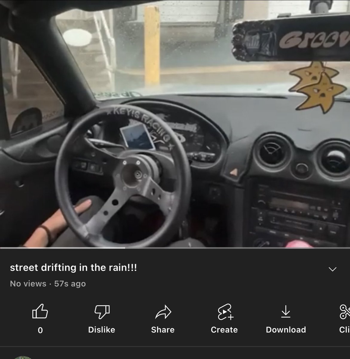 sllinkkyy's tweet photo. 16 MIN OF DRIVING GO WATCH https://t.co/2V35ijKjLm
