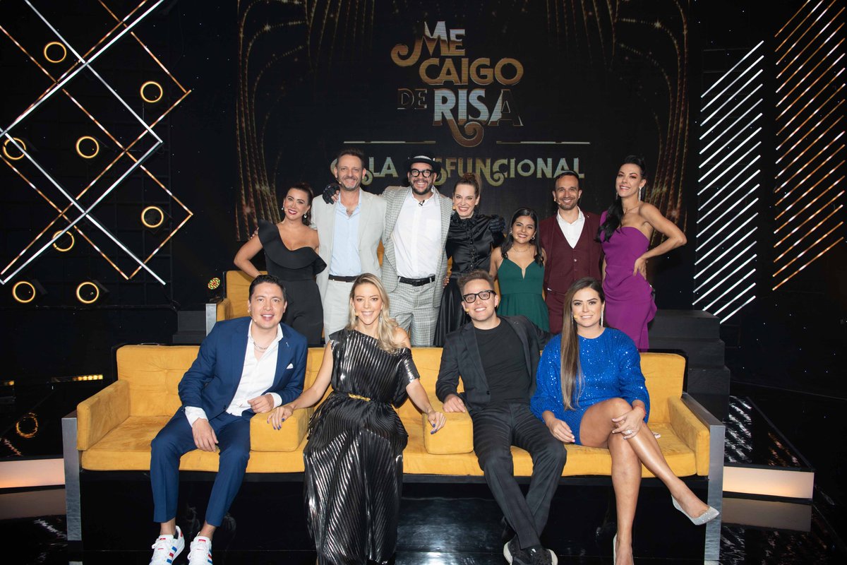 ¡Gracias por encender tu televisión y ser parte de la familia disfuncional! Nos vemos el próximo domingo con el último programa de #MCDRLaGala por #LasEstrellas 👏🏻📺