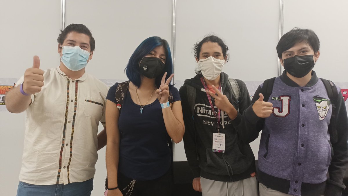 splatcom's tweet photo. Cerramos el #SplatFactor 2 y aqui tenemos a los 4 equipos del torneo 4vs4 en @SmashFactorMx con el apoyo de @totalplaymx #elinternetdeloscampeones 🏆
Gracias a todos por asistir, participar o seguir la transmisión!
Y felicidades a Nawal Predators por esa merecida victoria 🎉🎉🎉 https://t.co/7HyawtNv0n