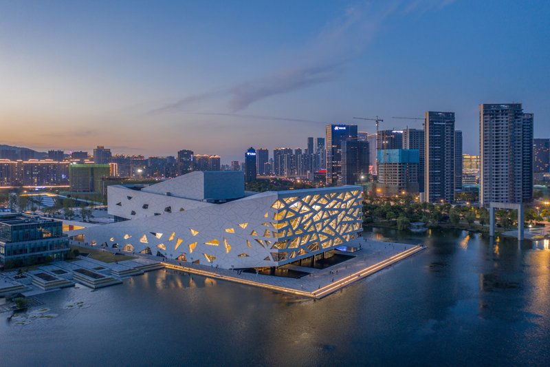 8epuJuWEFiukFY6's tweet photo. Linping in Hangzhou city is the newest district in East China's Zhejiang province. It was created on April 9, 2021 https://t.co/16aTLOwMZt