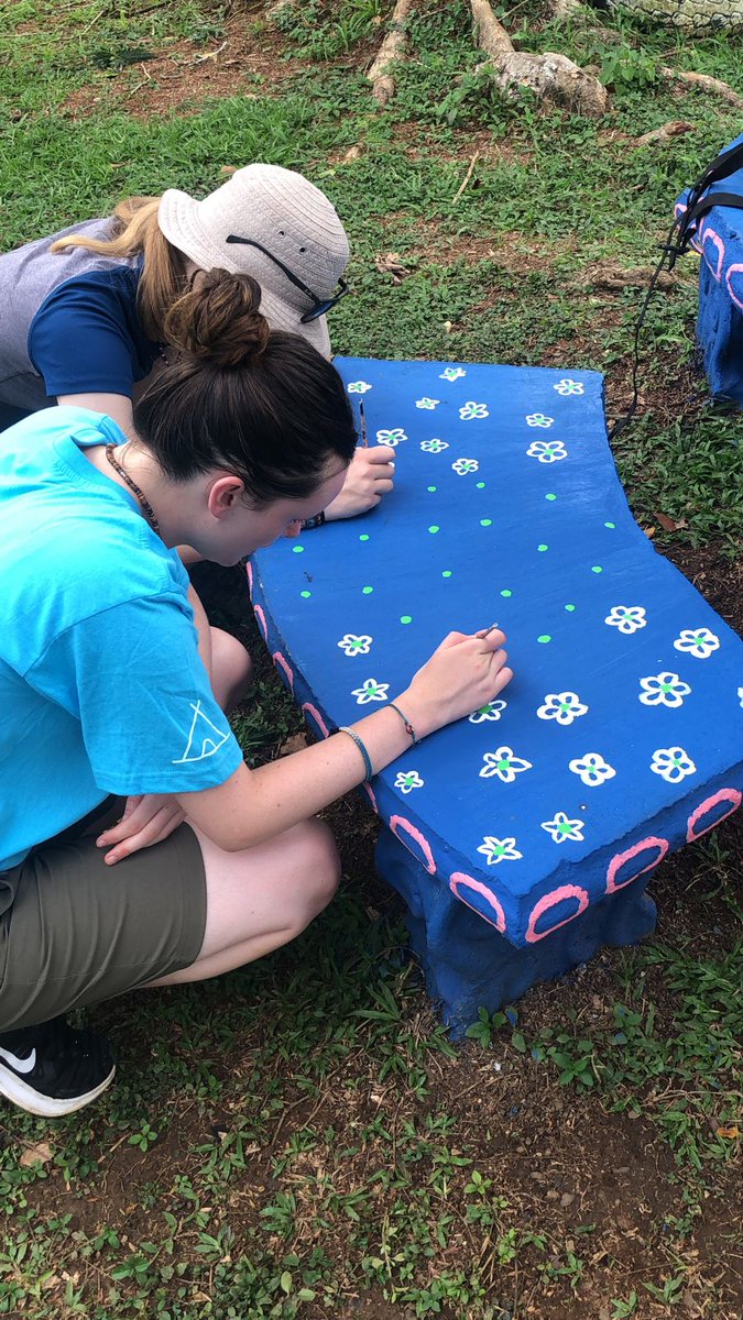 Camp_CostaRica's tweet photo. #TeamPizote is working at the park for the community of #CampCañoNegro making beautiful artwork and giving a coat of paint to the park benches 😃🙌#dosomethingamazing @CampsInt https://t.co/ObikT7e4W5
