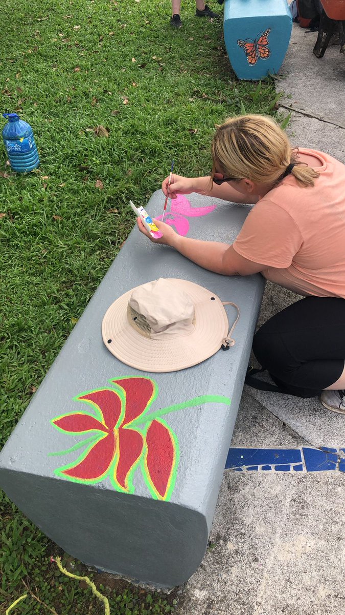 Camp_CostaRica's tweet photo. #TeamPizote is working at the park for the community of #CampCañoNegro making beautiful artwork and giving a coat of paint to the park benches 😃🙌#dosomethingamazing @CampsInt https://t.co/ObikT7e4W5