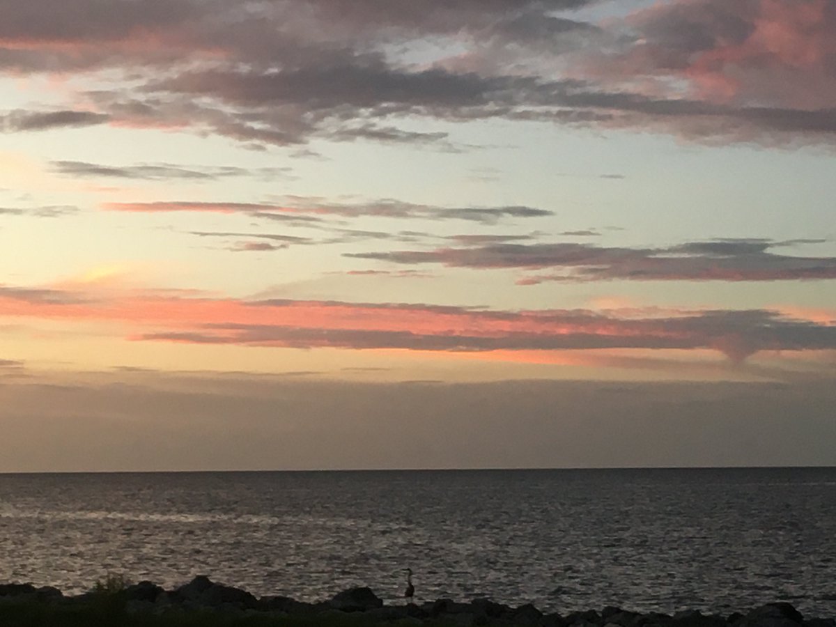 #Sunset from the levee and over #LakePontchartrain