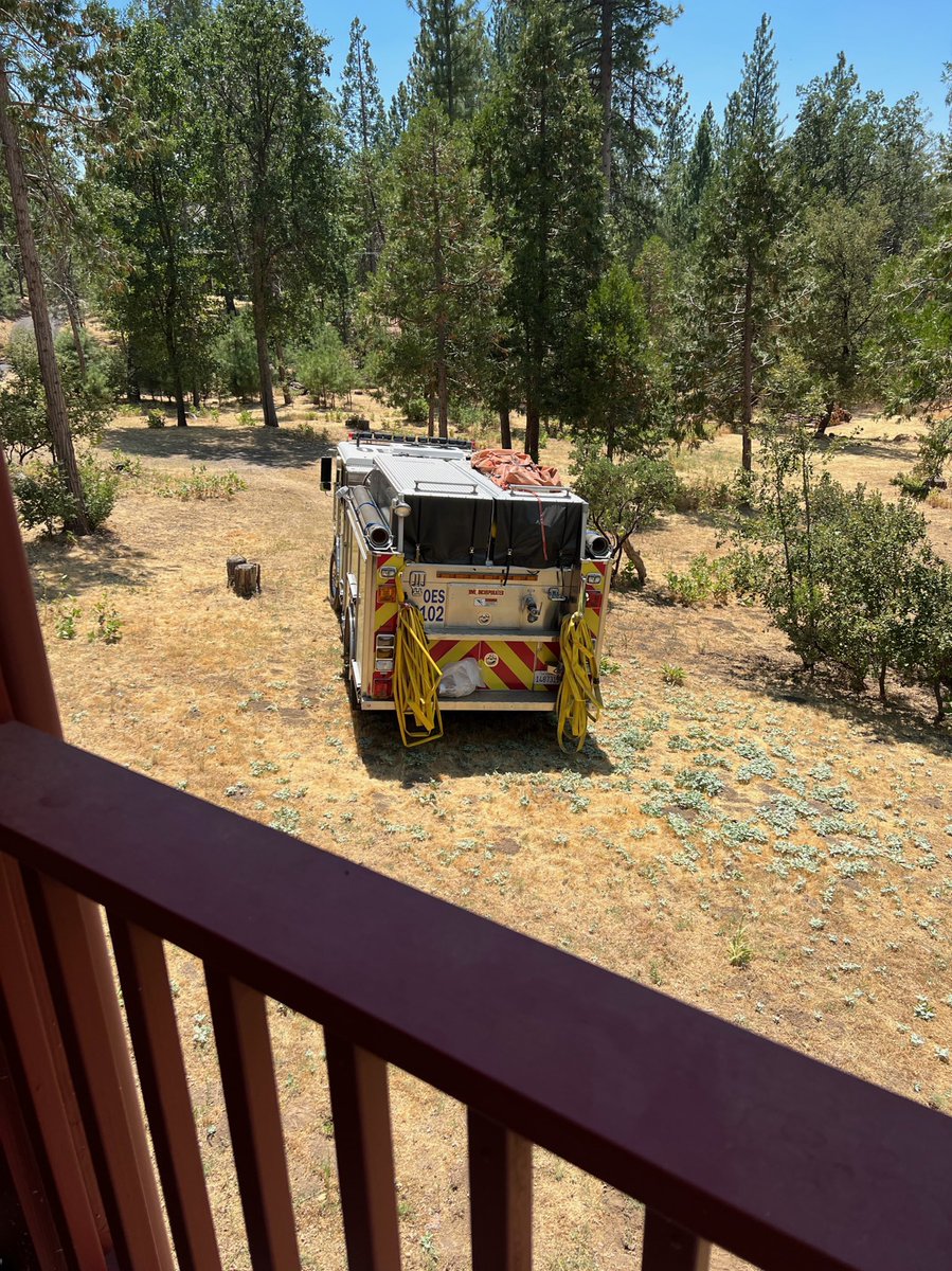 EDHFire's tweet photo. Welcome home E4102! #EDHFire deployed a four person crew and Type I Fire Engine to the #oakfire2022. Our firefighters worked tirelessly to help contain the #oakfire2022. Our firefighters returned home this evening and look forward to a much needed break.
#EDHFire #edhpff https://t.co/whV3ZOmfGG