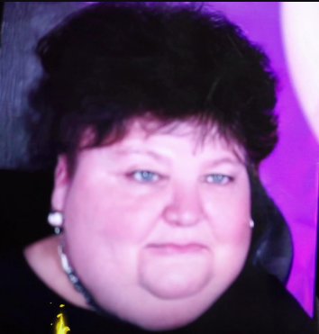 Abueladecry's tweet photo. miren, una foto de mi jovencita, que linda estaba, que pena que cuando nació mi nieto me salieron arrugas del estrés 🥰 https://t.co/2egk70IiKk