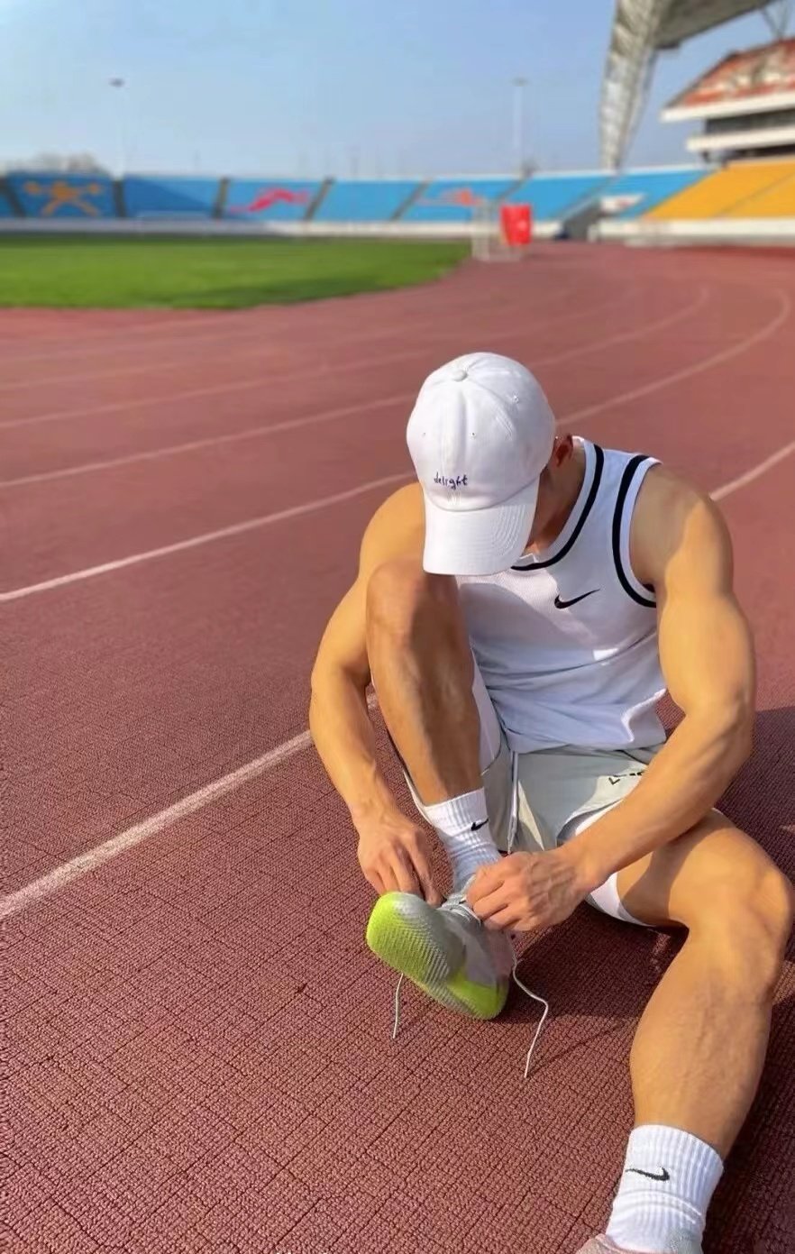 调 教 体 育 生 - dr-ant.de.