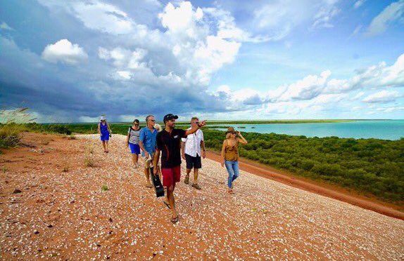 Thanks to Narlijia Cultural Tours Broome and Yawuru Man Bart Pigram for yesterdays Mangrove discovery Tour.
Loving this weather in the far north west 😊