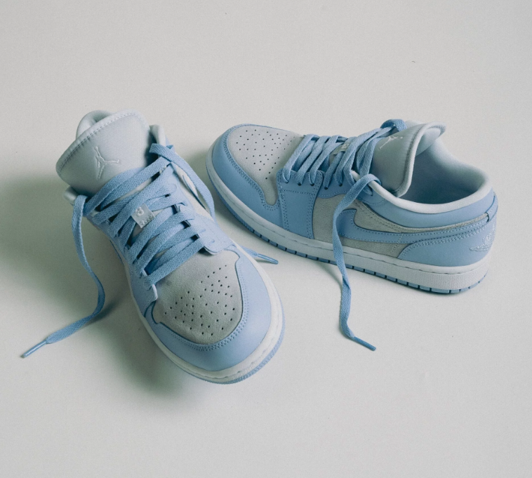 TheClosetInc's tweet photo. 🔥DM PURCHASE RAFFLE!!🔥

On Now!!😎

Women's Air Jordan 1 Low " University Blue "👍

$135

DM Size &amp; Email 📬

Must Share, RT or Story This Post 🙏

Must Follow &amp; Have Account On Website! Link In Bio👆

Winners Notified Aug 2nd 🏆

More 🔥🔥
https://t.co/227jsESDWi https://t.co/Ohc7O4ZSEN