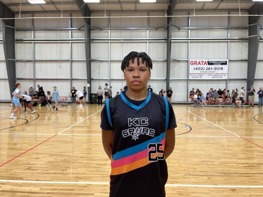 NxtProHoops's tweet photo. Top Weekend Performers: 15U 

✍️ @nateaker 

@marqueztreytay1 | @malvo_jaxson | @FreddyTaylor_ | @Bren2025 | @KirkwoodXavius | @AlsupJantz | @TyRomero15 | @_Jarvissss 

Read 👉 https://t.co/i4Y6XDY5Cy https://t.co/fApxgHPYg5