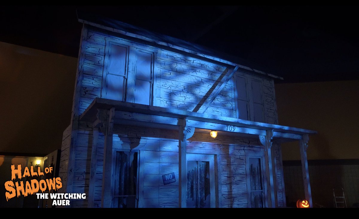 ExpAttractions's tweet photo. Wanted to make sure that for this years Midsummer Scream video, all the amazing home haunts get their credit that they deserve so i’ve attached little tags on the bottom of all of them in the vlog coming out tomorrow! 💀 https://t.co/xVXaqMYOjU