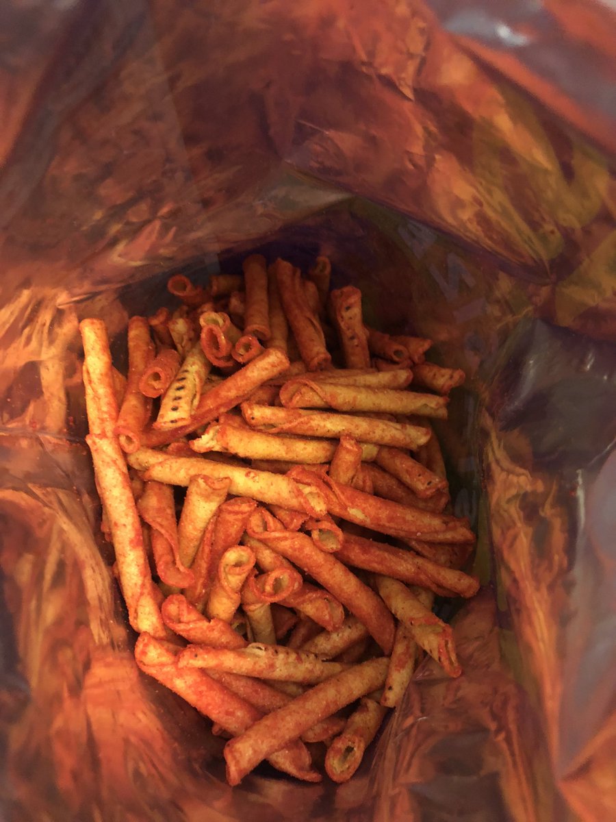 KiaraMadrid's tweet photo. @TakisUSA What in the white Takis, supposed to be fuego is this? No bueno. 🤦🏽‍♀️🥺💔 I mean I’m still going to eat it. 🙄🫶🏼 https://t.co/m4mlzpjjuT