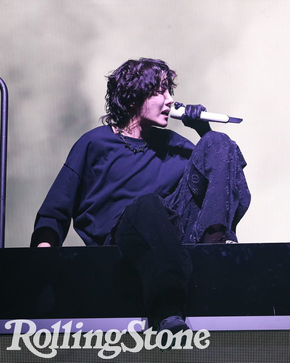 RollingStone's tweet image. #HOBIPALOOZA has taken over Chicago. #jhopeAtLollapalooza @BTS_twt 

📸 @stevensjpeg for Rolling Stone
More photos here: rol.st/3OOCNx2