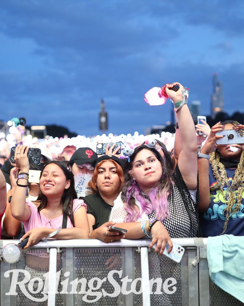 RollingStone's tweet image. #HOBIPALOOZA has taken over Chicago. #jhopeAtLollapalooza @BTS_twt 

📸 @stevensjpeg for Rolling Stone
More photos here: rol.st/3OOCNx2