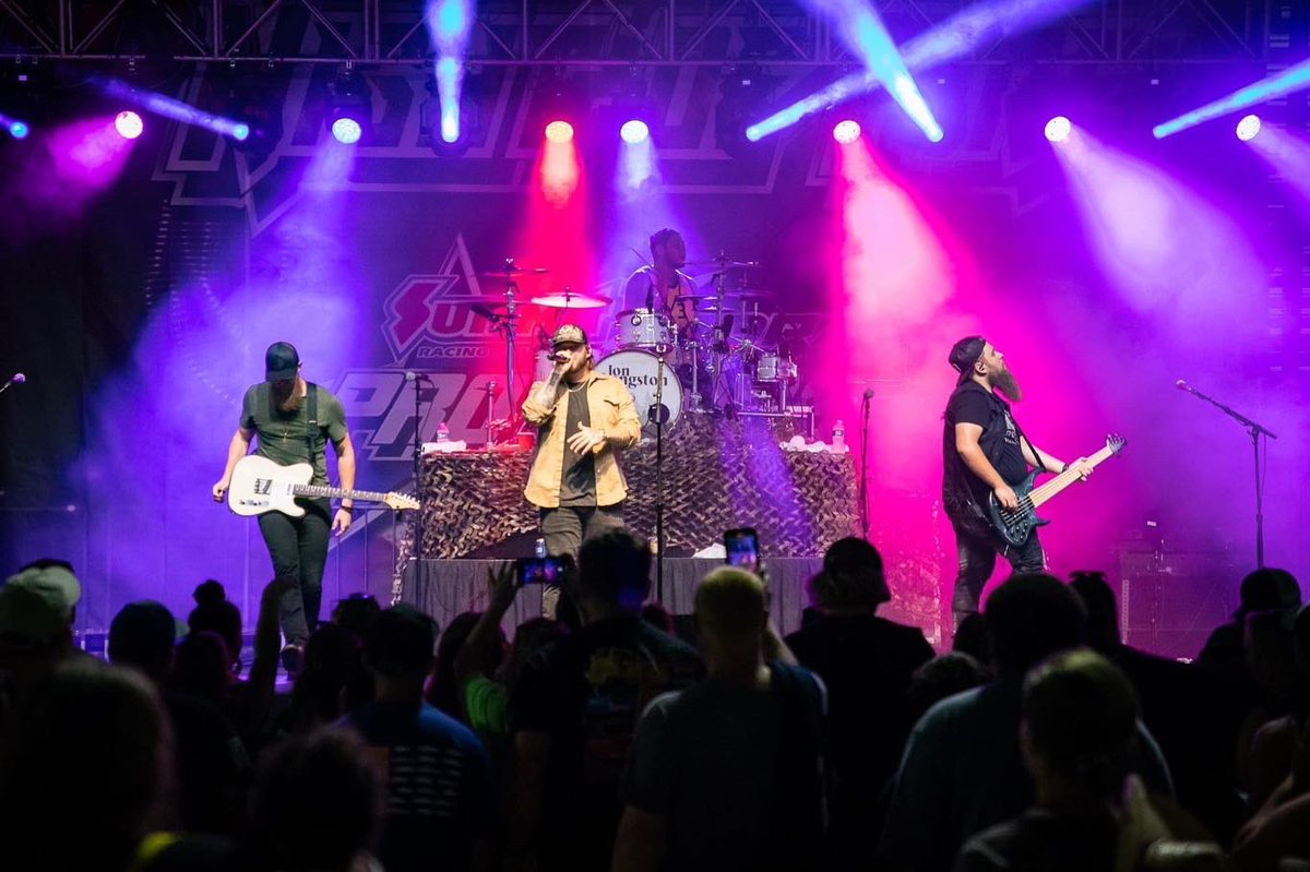tpglive's tweet photo. What a night 🔥🎶
K95 Night of Fire with @JonTLangston @AdamDoleacMusic @OfficialPJNorth and the stars of @PDRARacing at @RaceVMP
• • •
#tristarproductiongroup | #tpglive https://t.co/QfXwYjqA7d