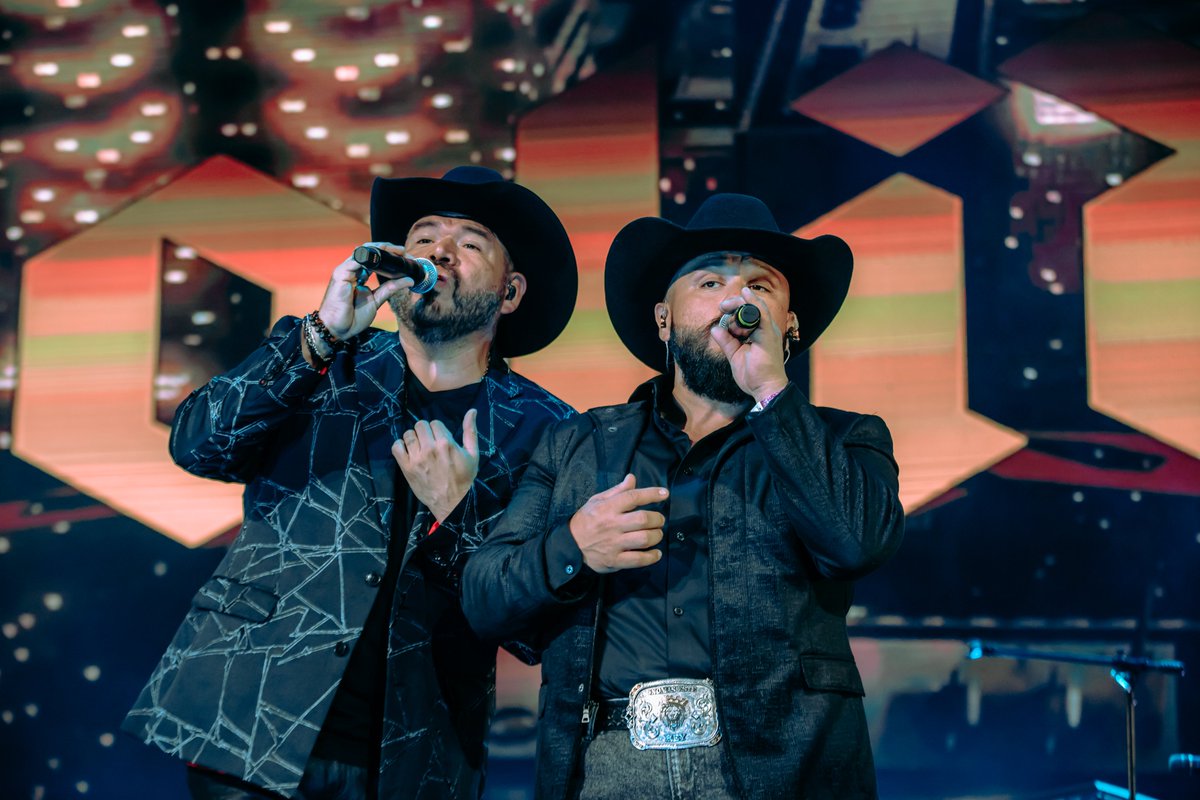 NortexFestival's tweet photo. Anoche revivimos, bailamos y cantamos los clásicos norteños y texanos más entrañables. ¡Gracias vaqueros por ser parte de #NortexLive! 🤠⭐️
@lamafia, #LaloMoraElReydeMilCoronas, @solidooficial, @Los_Palominos, @GrupoControl_, @DavidOlivarezTX, #RamHerrera y #UnNuevoOro. https://t.co/WYrPvRstPy