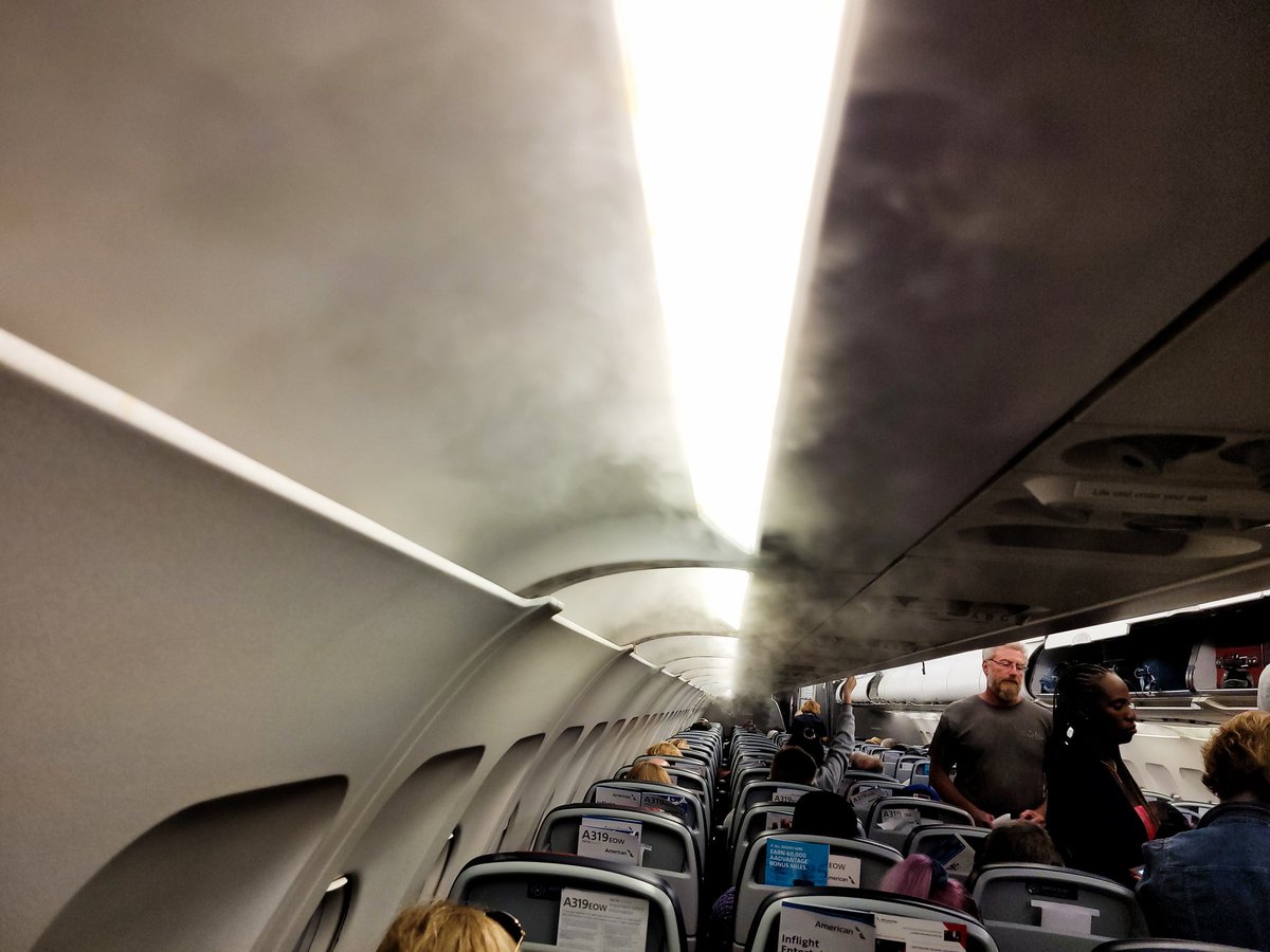billeecox's tweet photo. Looks like #theyreflooding our cabin with #poisongas but I #cantsay I really #blamethem https://t.co/l80rmmL71O