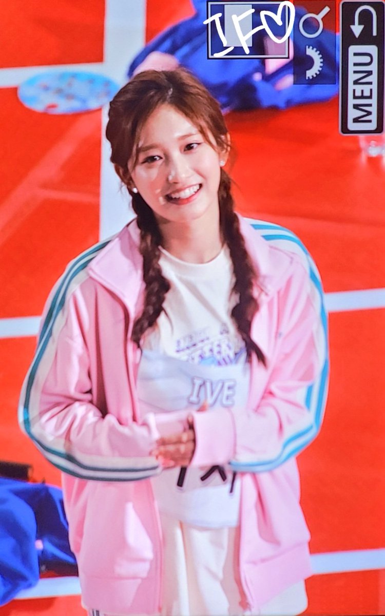 Leeseo_iF's tweet photo. 220801 아이브 이서 아육대 프리뷰 (2) #IVE #아이브 #이서 #Leeseo https://t.co/VAYT1kghIM