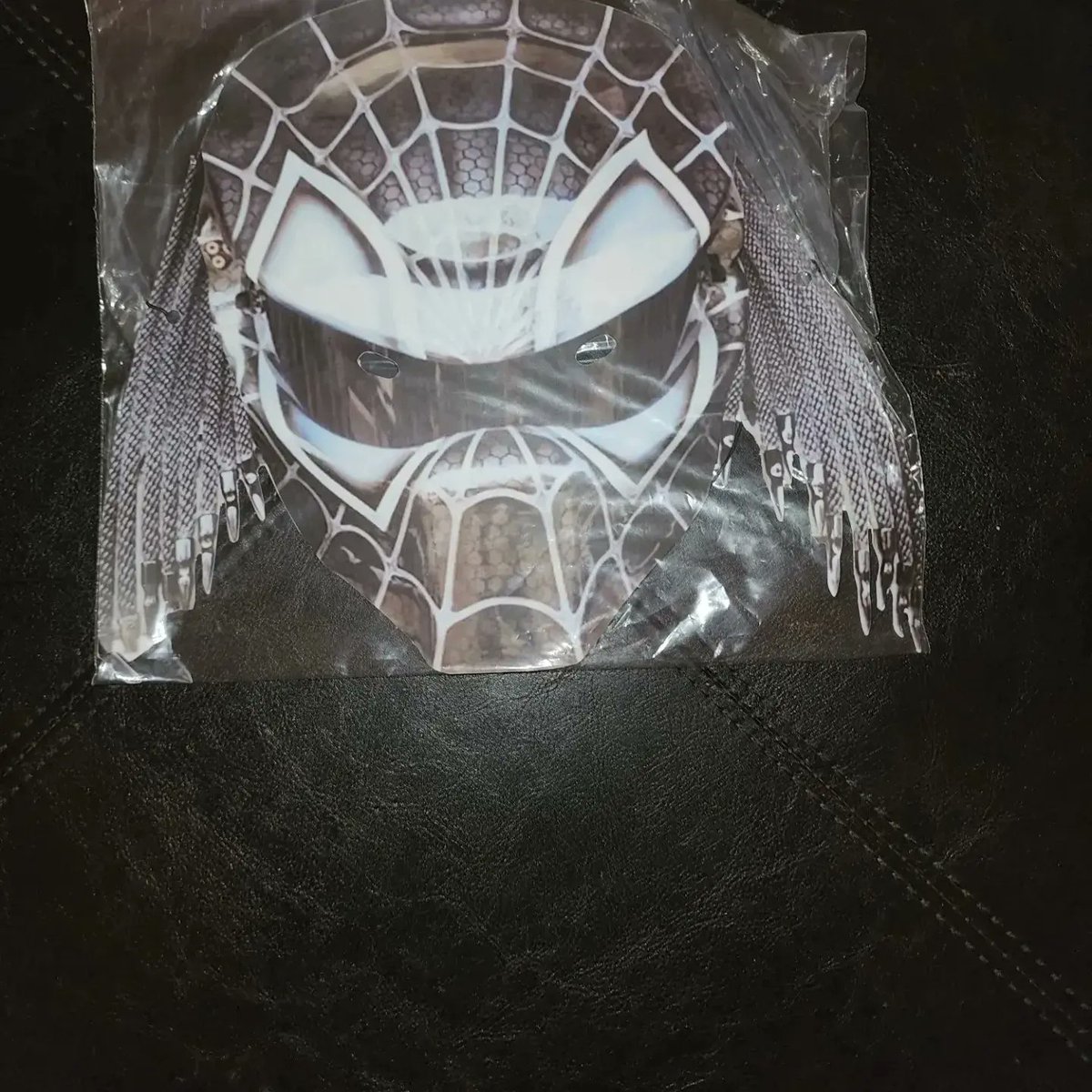 kovu1278's tweet image. Someone asked me to wear my mask on Fortnite soon! REAL SOON!

*shipping is included!
15.00 for locs mask (10.00 at shows!)
10.00 for paper mask (5.00 at shows!)

*Cheaper if you buy at my show!

Paypal- kovu1278@gmail.com
Cashapp- $SymbioticMusic

#facemaskselfie #facemasksheet