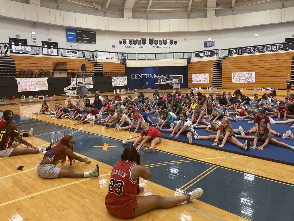 Centennial High School Cheer tweet media