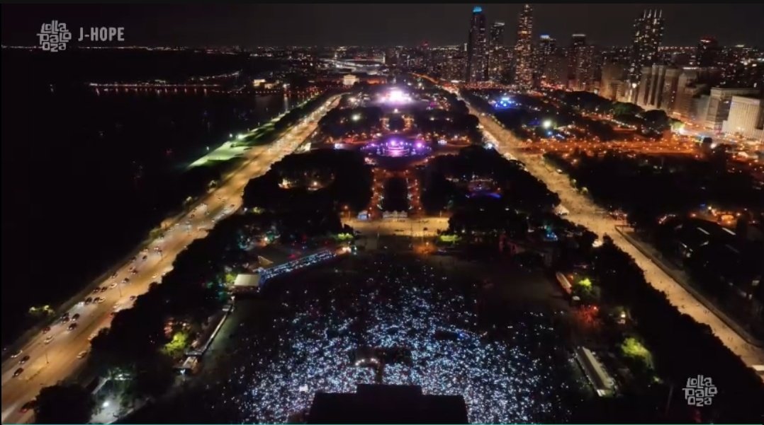 armychilensis's tweet photo. LO LOGRASTE J-HOPE

#JHOPE MAKES HISTORY 

#HOBIPALOOZA @BTS_twt https://t.co/hG28qwIzBE