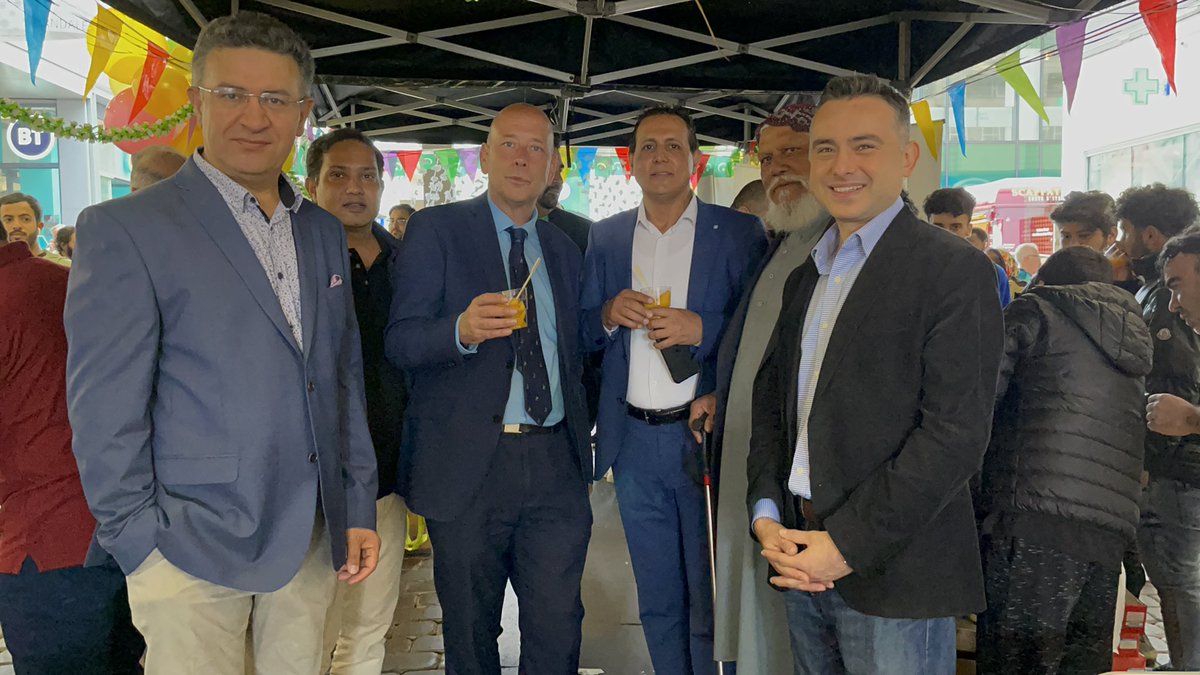 tv49news's tweet photo. Taste of Pakistan 🇵🇰 
King 👑 of Fruits Mango 🥭 . 
Consulte Genral of Pakistan Manchester and UKPCCI Orgnised a Mango Fest Extravaganza in the heart of Manchester City Center Uk @PakinManchester @GovtofPakistan @NAofPakistan @PakistanHighCo2 @PakPMO @UKPCCI @CTurnerFCDO https://t.co/MfHz88OGpT