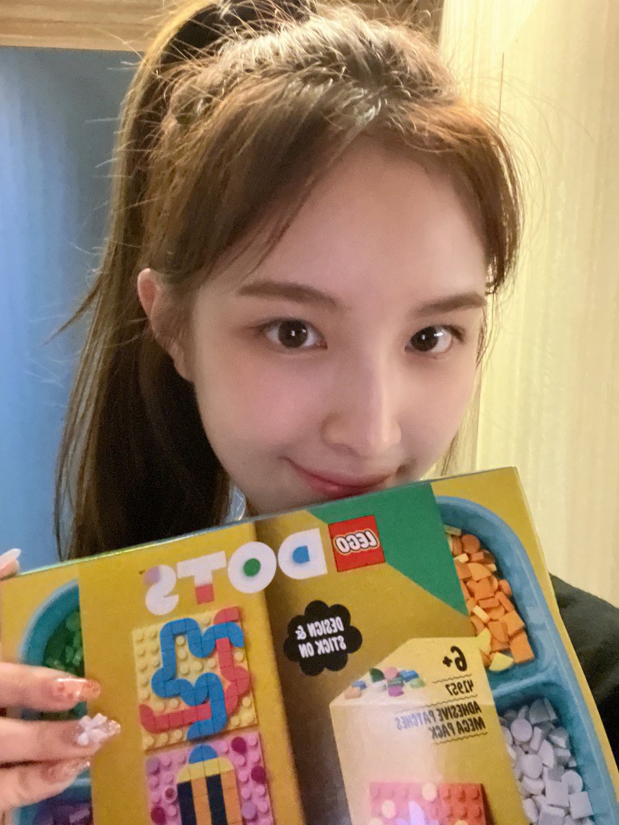 winwinpiepie's tweet photo. happy gf day buat pacarku cewekku yg paling cantik sedunia, one and only, my first and last, i love you so much jaehee!!🥺👩‍❤️‍💋‍👩 https://t.co/9XUx9JnItn
