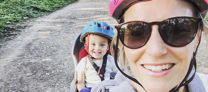 “I think it’s important to feel positive about your work and to show that openly to your child.” - Franki Clemens, our Senior Editor, sharing her experiences of being a working mum and how the support of colleagues has made all the difference. Read here: hubs.li/Q01hXZ5y0