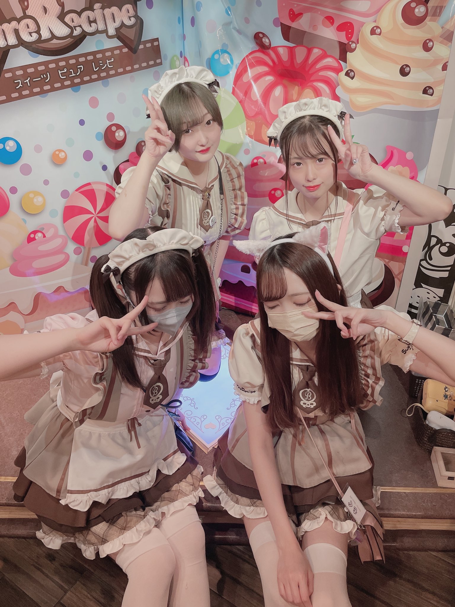 秋葉原スイーツピュアレシピ V Twitter スイーツピュアレシピオープンしました 本日もポカポカ陽気 暑い日が続くようですが 涼しい絵本の世界でパティシエール達と素敵な時間を過ごしませんか お出迎えパティシエール まや もぐ ろあ るの なるせ