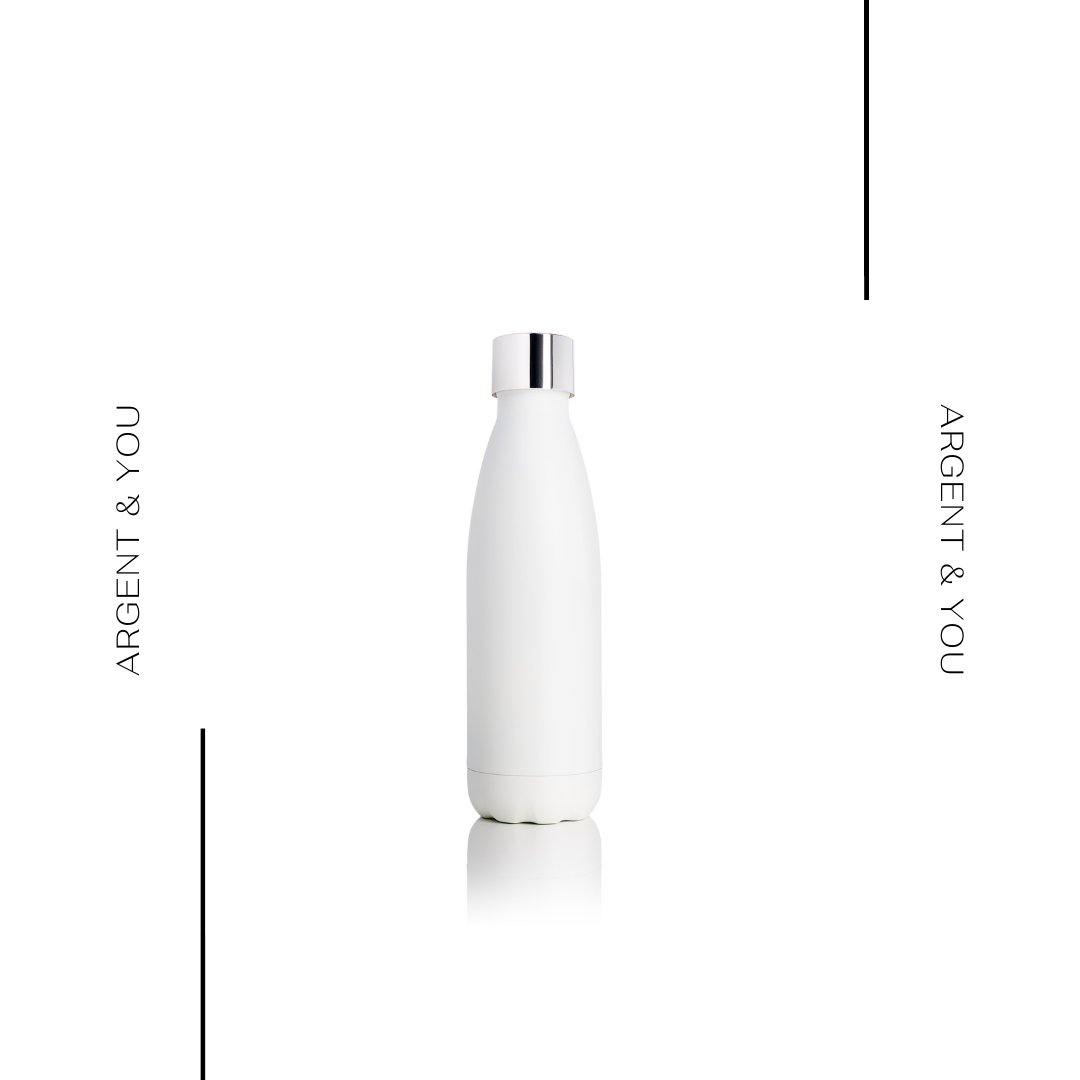 On a tous une gourde isotherme... Mais on a pas tous une gourde isotherme SILVER'O ♻️!!
- Une purification de l'eau de manière naturelle
- Aucune mauvaise odeur 
- Conserve la fraicheur pendant 24h et la chaleur pendant 12h

Parfait pour passer un bel été 😎.