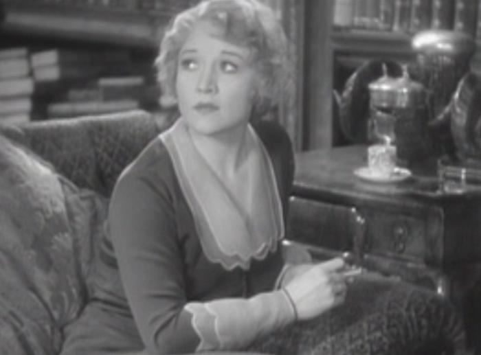 AngusKohm's tweet photo. #SundayNightClassic

The Lady Refuses (1931) By #GeorgeArchainbaud
w/ #BettyCompson #JohnDarrow #GilbertEmery

A father hires a woman to lure his son away from a gold digger.

“Father-Son---Both Loved Her!... THE STRANGEST OF ALL LOVE TRIANGLES”

#PreCode #Romance https://t.co/JHVCXjxX1y