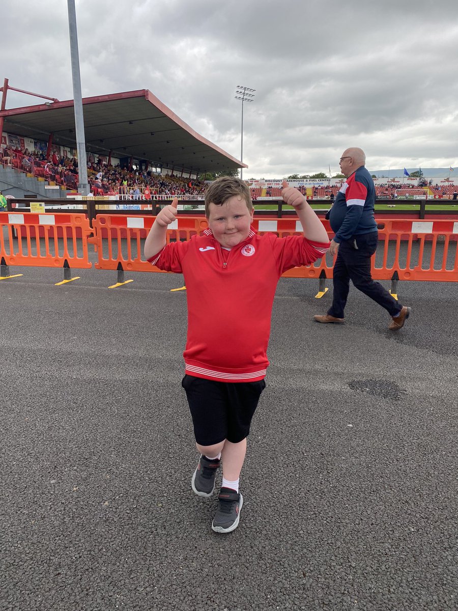 Cullens top was taken last night at the game. He was in the Jinks Avenue stand. His mum’s name & number were on the inside. He got it at the Bala game. Please share to see if we can find it. It’s a size small #bitored @roversman @SRFC_DSC @FR08_Official @sligorovers @oceanfmsport