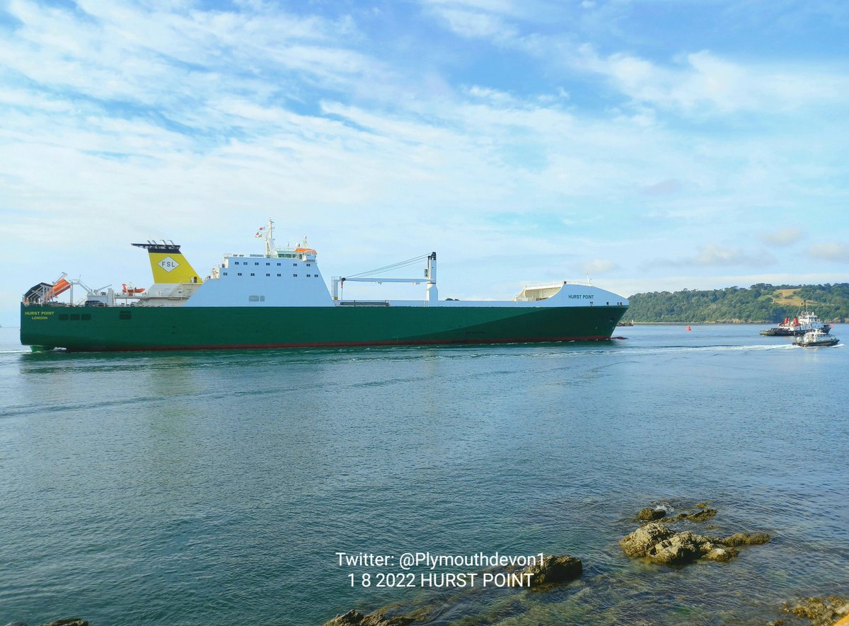 PlymouthDevon1's tweet photo. Ro-Ro Cargo vessel HURST POINT being guided past Drake's Island, Plymouth, this morning by Serco tugs SD Eileen, SD Adept &amp; SD Faithful, &amp; onwards to Devonport. #Plymouth #HurstPoint #RoRo #Devonport #Serco @AWShips @AWCrewing https://t.co/H2k73KEWjU