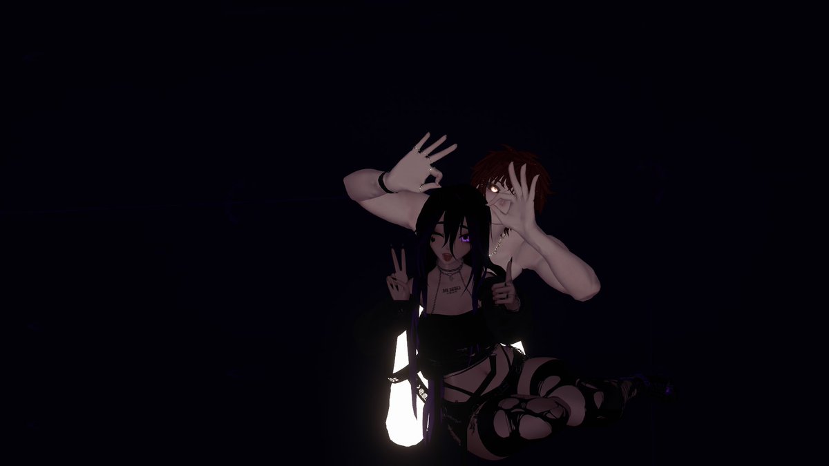 PinkxMoonxx's tweet photo. Friends will always be there for you #VRChatPhotographer 
#VRChat
#VRC
#VRChatnightclub
#VRChatdrinking https://t.co/liIeDmsGoN