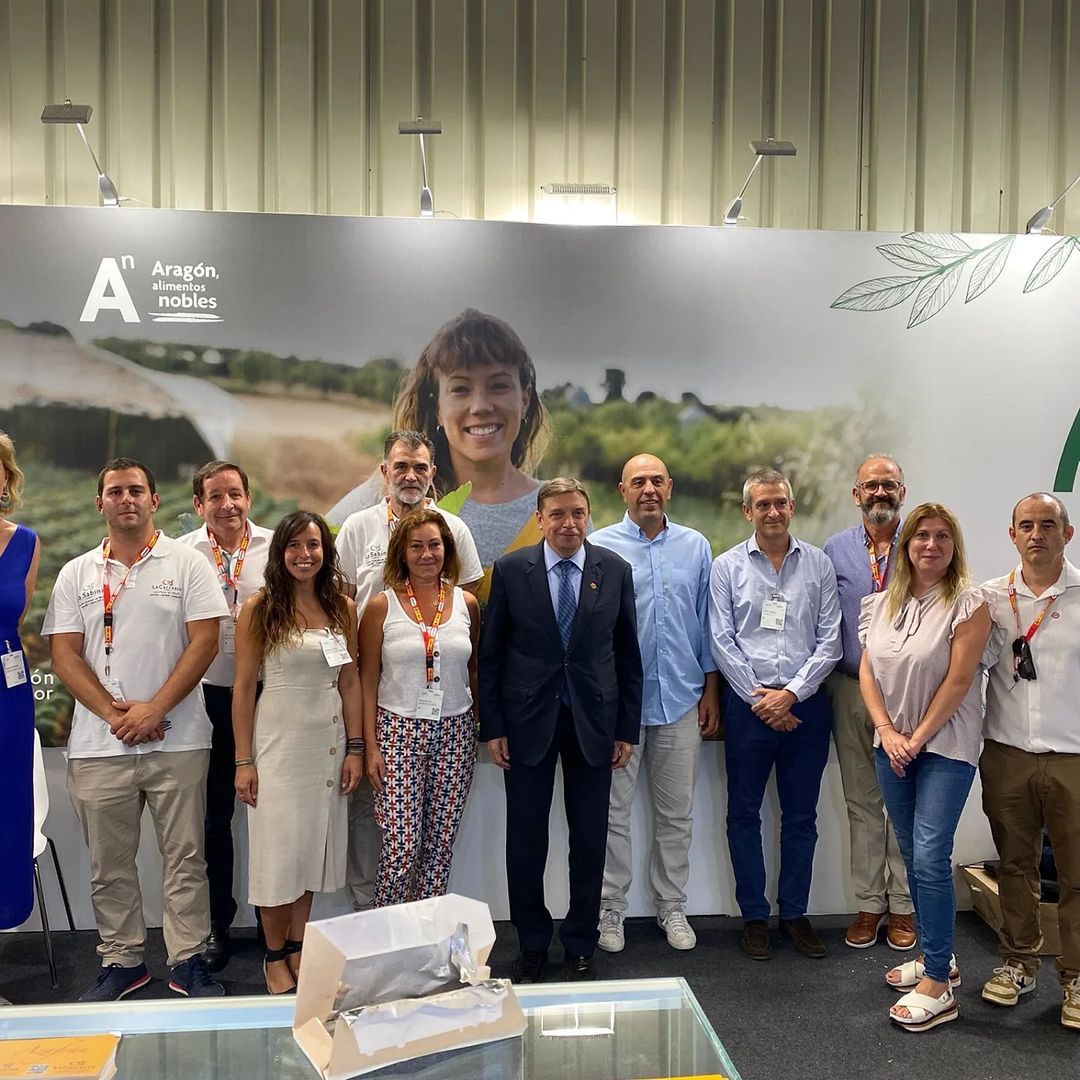 Aragón Alimentos Nobles (@aragonalimentos) on Twitter photo 6️⃣empresas aragonesas han participado con sus productos en #Biofach (Núremberg, Alemania), el principal certamen de productos ecológicos certificados de Europa
<a href="/GranjaBrunet/">Granja Brunet</a>, #ecolecera,
<a href="/Gardeniers1/">Gardeniers</a>, <a href="/AZAFRANTERUEL/">AZAFRAN LA CARRASCA</a>, #AragonSinGluten, <a href="/GenuineCoconut/">Genuine Coconut</a>
comparteelsecreto.es/2022/07/31/ara… 6️⃣empresas aragonesas han participado con sus productos en #Biofach (Núremberg, Alemania), el principal certamen de productos ecológicos certificados de Europa
<a href="/GranjaBrunet/">Granja Brunet</a>, #ecolecera,
<a href="/Gardeniers1/">Gardeniers</a>, <a href="/AZAFRANTERUEL/">AZAFRAN LA CARRASCA</a>, #AragonSinGluten, <a href="/GenuineCoconut/">Genuine Coconut</a>
comparteelsecreto.es/2022/07/31/ara…