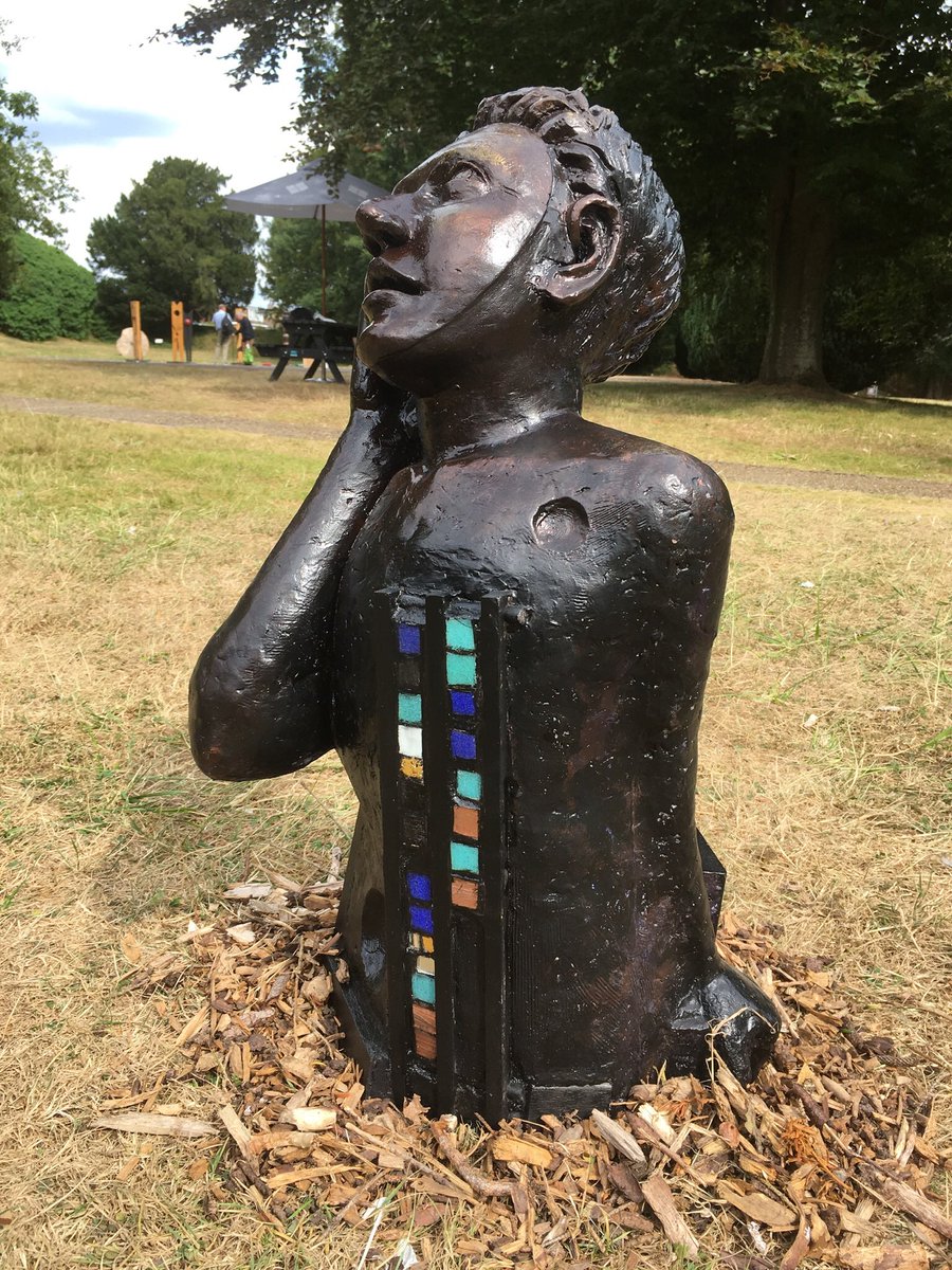 Kate_Rob123's tweet photo. ‘Awakening’, new sculptures at Shaw House, Newbury, till 25th September. https://t.co/EfPrTnC2RZ https://t.co/tjqs1k5pq3