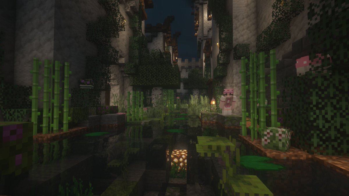 Axo_LOTL_MC's tweet photo. There's so many amazing builds to explore with over 600 members There's always someone to hang out with https://t.co/2jYGAjXmcz